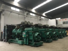 南平双业务解析 挖掘机出租与电子产品销售的行业现状与运营策略